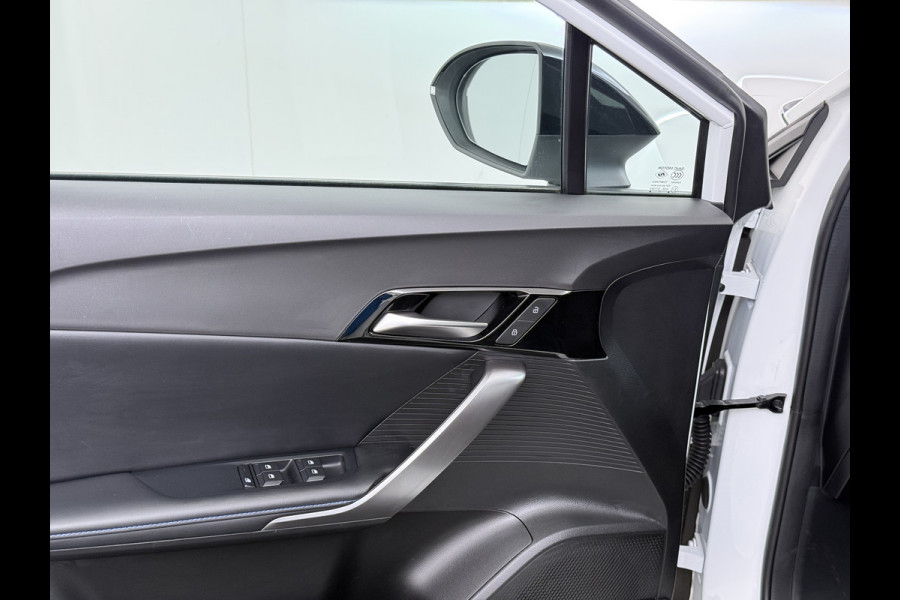 MG Mg4 electric 51kWh LFP Accu SOH 92% Adap.Cruise Apple Carplay Android Auto Pdc Ecc Rijstrooksensor Led Bluetooth DAB Isofix File assistent Verkeersbord detectie €30.000 nieuw!
