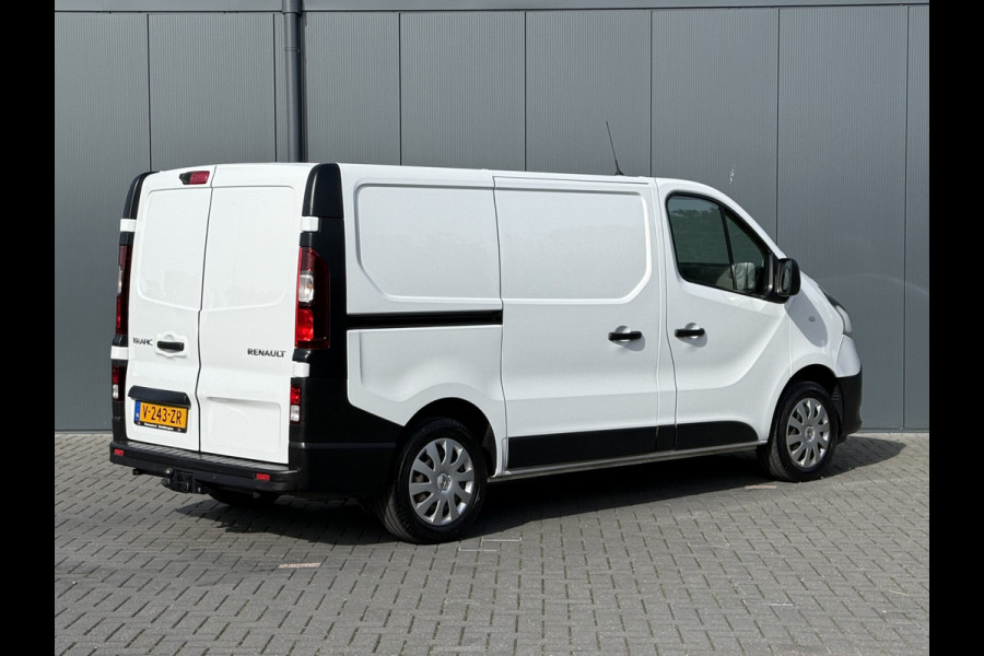 Renault Trafic 1.6 dCi 126 PK / L1H1 / 1e EIG. MOOIE BUS / ECC AIRCO / CRUISE / TREKHAAK / NAVI / CAMERA