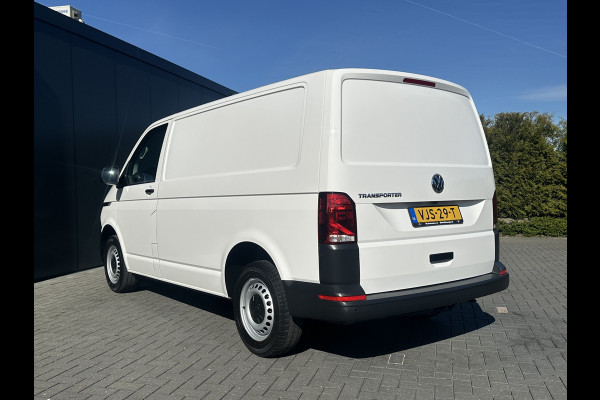 Volkswagen Transporter 2.0 TDI / L1H1 / 1e EIG. / CAMERA / CRUISE / AIRCO / ACHTERKLEP / APPLE CARPLAY / ANDROID AUTO