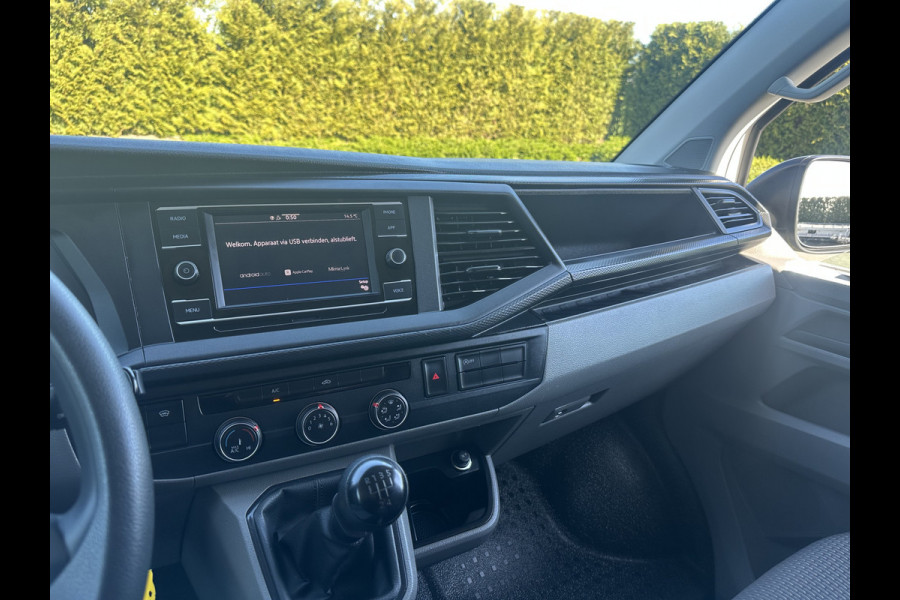 Volkswagen Transporter 2.0 TDI / L1H1 / 1e EIG. / CAMERA / CRUISE / AIRCO / ACHTERKLEP / APPLE CARPLAY / ANDROID AUTO