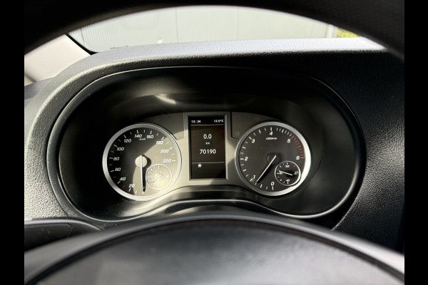 Mercedes-Benz Vito 116 CDI 164 PK / L2H1 / 1e EIG. / TREKHAAK / ALUCA INRICHTING / AIRCO / CRUISE / CAMERA / NAVI