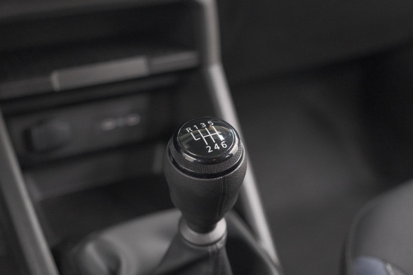 Dacia Duster Mild Hybrid 130 Expression | Camera | Stoelverwarming | Apple Carplay | Navigatie