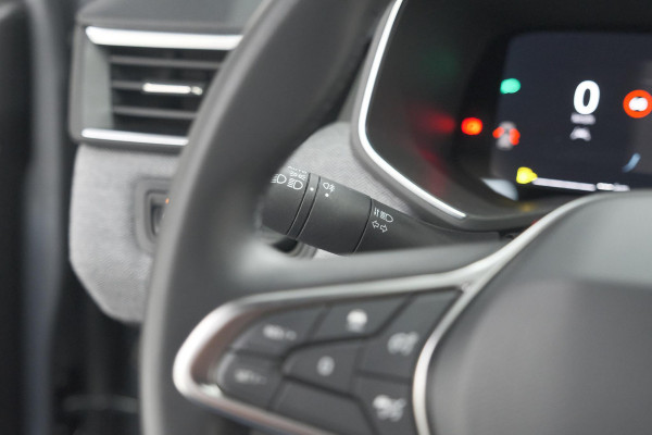 Renault Clio TCe 90 GPF techno | 360 Camera | Adaptieve Cruise Control | 9.3 Inch Groot Scherm