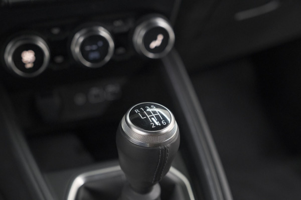 Renault Clio TCe 90 GPF techno | 360 Camera | Adaptieve Cruise Control | 9.3 Inch Groot Scherm