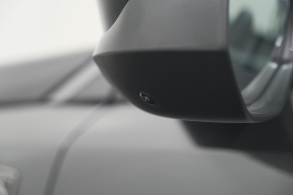 Peugeot 3008 1.2 Hybrid 136 GT | Panoramdak | 360 Camera | Stoelverwarming | Elektrische Kofferklep | Allseason Banden