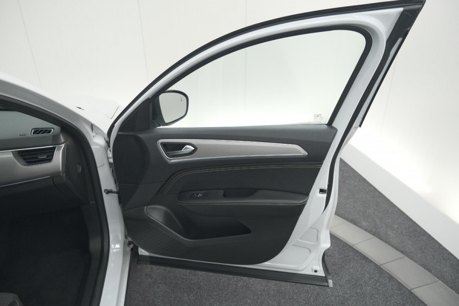 Renault Arkana Mild Hybrid 140 EDC Techno | 360 Camera | Adaptieve Cruise Control | Dodehoekdetectie | Apple Carplay
