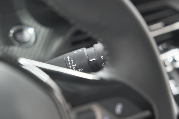 Peugeot 208 PureTech 100 Allure Pack | Camera | Apple Carplay | Parkeersensoren | Navigatie