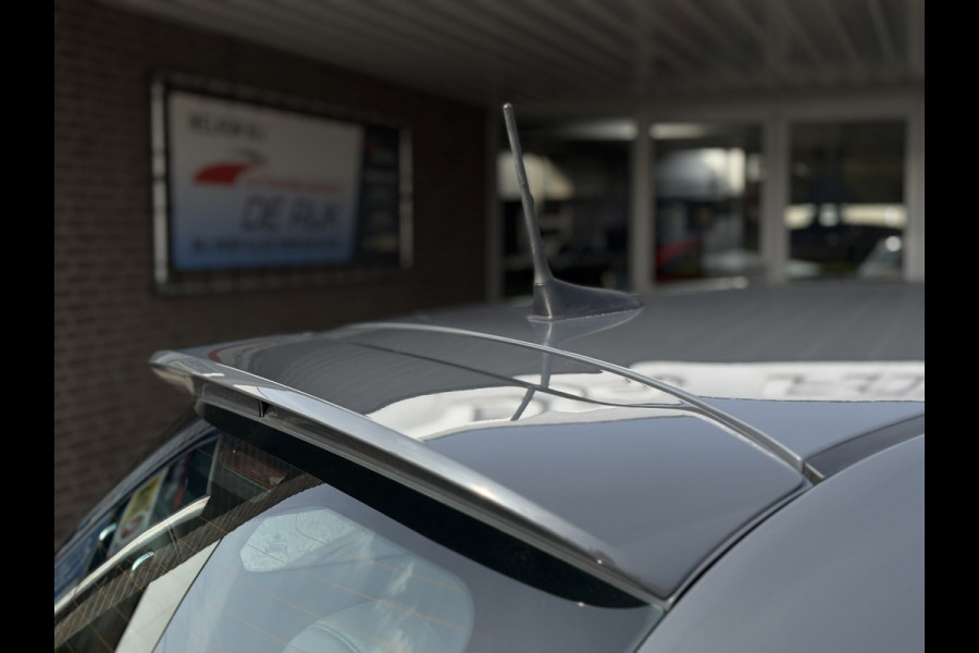 Fiat 500 1.0 Hybrid Rockstar | Carplay/Android, Climate, PDC, Cruise, Licht- en Regensensor |