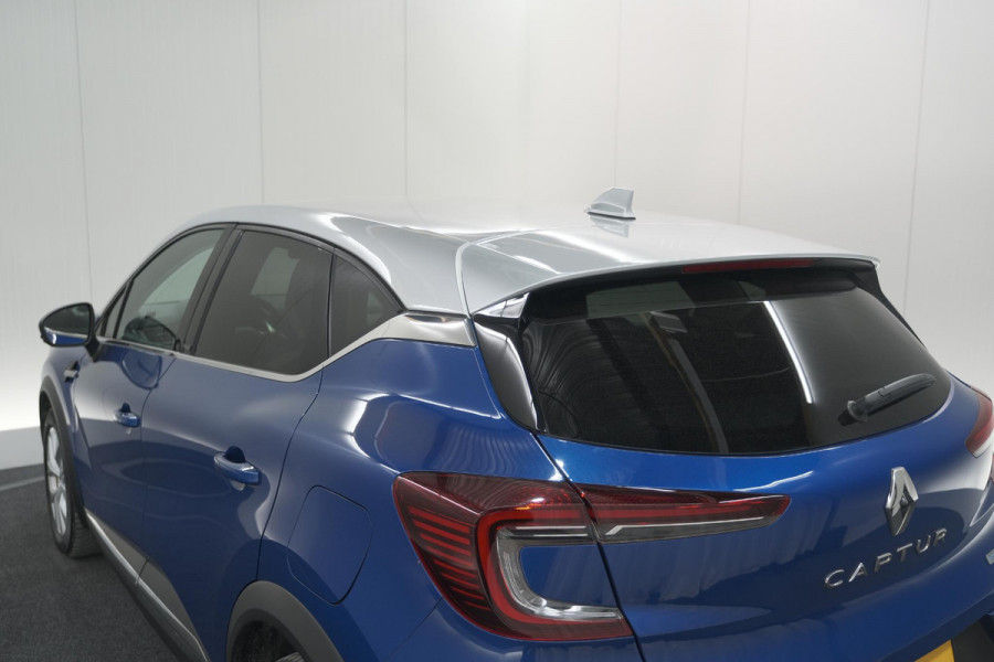 Renault Captur 1.6 E-Tech Plug-in Hybrid 160 Intens | Camera | 9.3 Inch Groot Scherm | Apple Carplay | Parkeersensoren