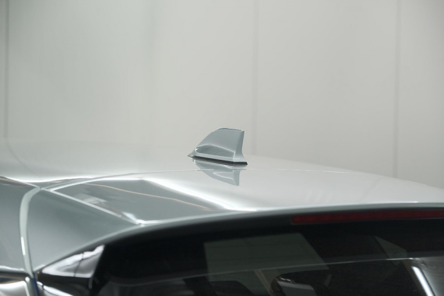 Renault Captur 1.6 E-Tech Plug-in Hybrid 160 Intens | Camera | 9.3 Inch Groot Scherm | Apple Carplay | Parkeersensoren