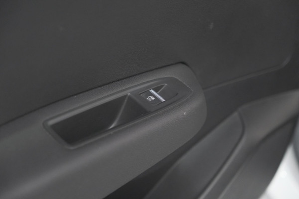 Renault Clio TCe 130 EDC Intens | 360 Camera | Apple Carplay | Parkeersensoren | Climate Control