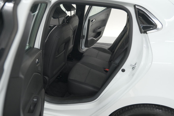 Renault Clio TCe 130 EDC Intens | 360 Camera | Apple Carplay | Parkeersensoren | Climate Control