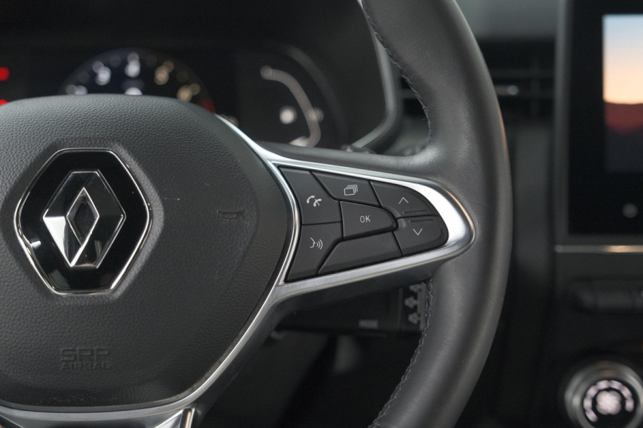 Renault Clio TCe 130 EDC Intens | 360 Camera | Apple Carplay | Parkeersensoren | Climate Control