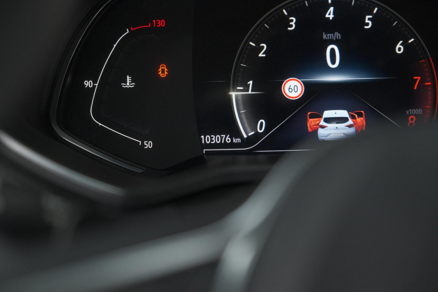 Renault Clio TCe 130 EDC Intens | 360 Camera | Apple Carplay | Parkeersensoren | Climate Control