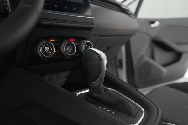 Renault Clio TCe 130 EDC Intens | 360 Camera | Apple Carplay | Parkeersensoren | Climate Control