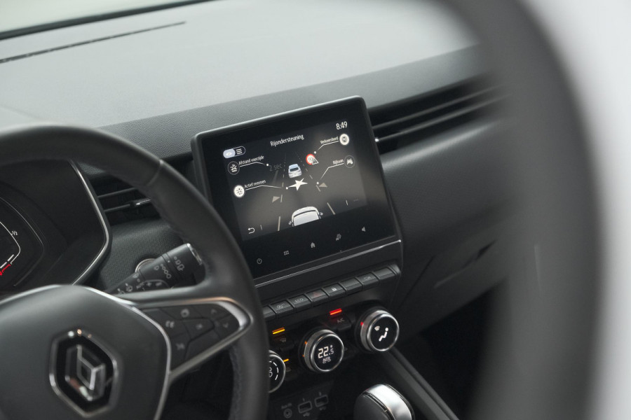 Renault Clio TCe 130 EDC Intens | 360 Camera | Apple Carplay | Parkeersensoren | Climate Control