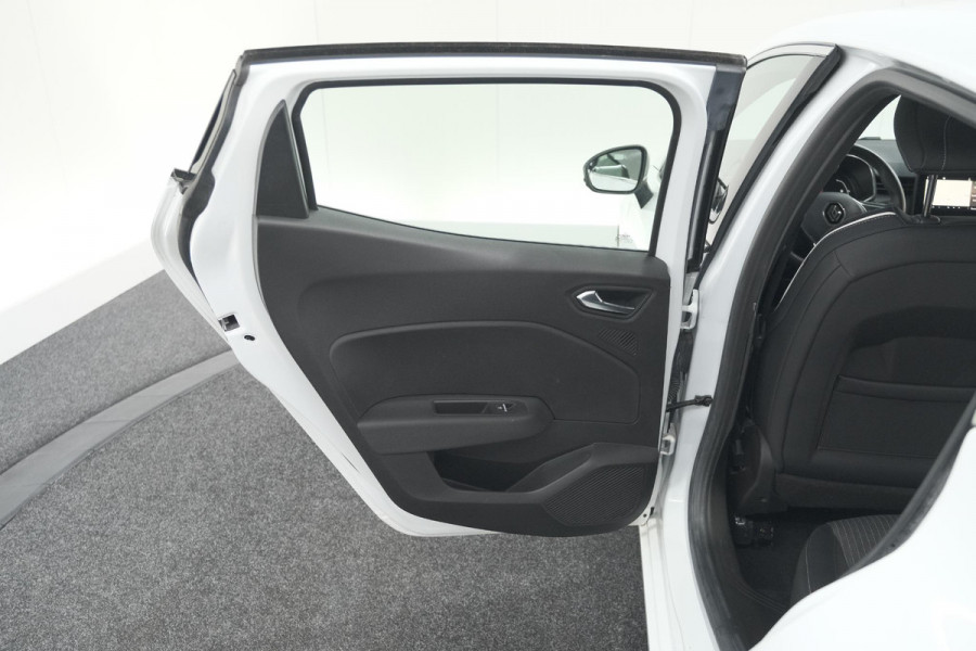 Renault Clio TCe 130 EDC Intens | 360 Camera | Apple Carplay | Parkeersensoren | Climate Control
