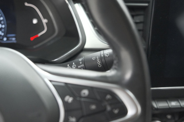 Renault Captur TCe 130 Intens | Camera | 9.3 Inch Grootscherm | Navigatie | Apple Carplay | Parkeersensoren