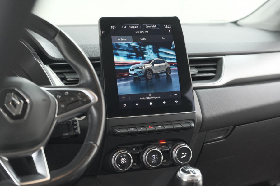 Renault Captur TCe 130 Intens | Camera | 9.3 Inch Grootscherm | Navigatie | Apple Carplay | Parkeersensoren