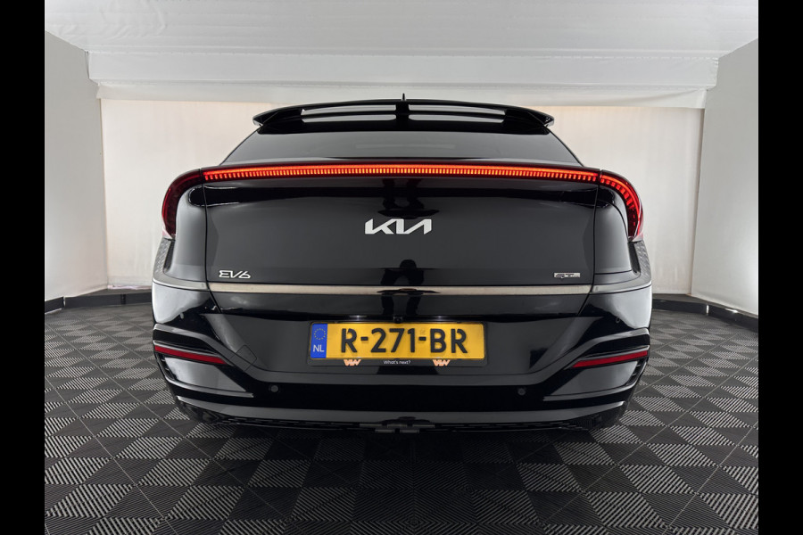 Kia Ev6 GT-Line 77.4 kWh [ 3-Fase-11kW ] (SOH-100%) (INCL-BTW) Aut. *HEATPUMP | PANO | HEAD-UP | LEATHER-ALCANTARA | ADAPTIVE-CRUISE | DIGI-COCKPIT | MERIDIAN-AUDIO | MEMORYPACK | FULL-LED | KEYLESS | TOPVIEW | DAB | BLINDSPOT | NAVI-FULLMAP |