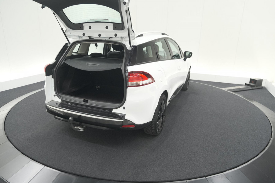 Renault Clio Estate TCe 90 Limited | Trekhaak | Apple Carplay | Parkeersensoren