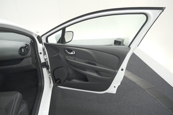 Renault Clio Estate TCe 90 Limited | Trekhaak | Apple Carplay | Parkeersensoren