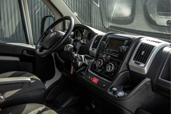 Fiat Ducato 2.3 MultiJet Bakwagen met laadklep | 141 PK | Euro 6 | Cruise | Camera | Airco | Navigatie