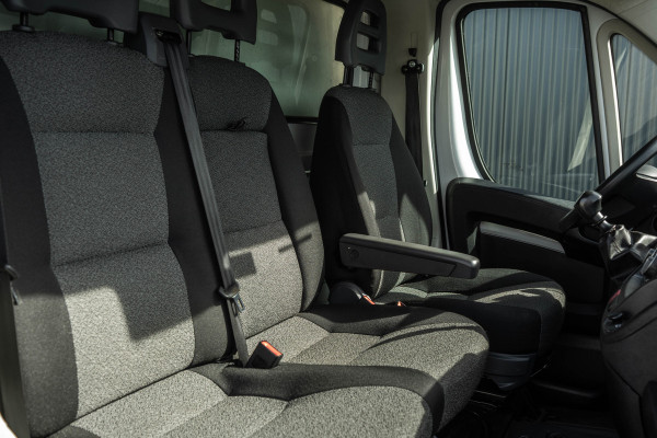 Fiat Ducato 2.3 MultiJet Bakwagen met laadklep | 141 PK | Euro 6 | Cruise | Camera | Airco | Navigatie