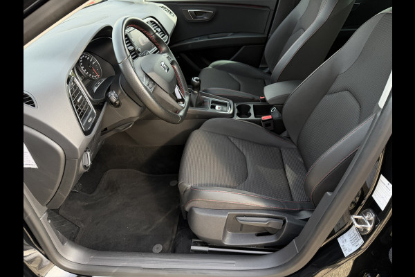 Seat Leon 1.4 EcoTSI FR Business Intense / PDC v+a  / Carplay / Cruise C. / Winter Pakket / Navi