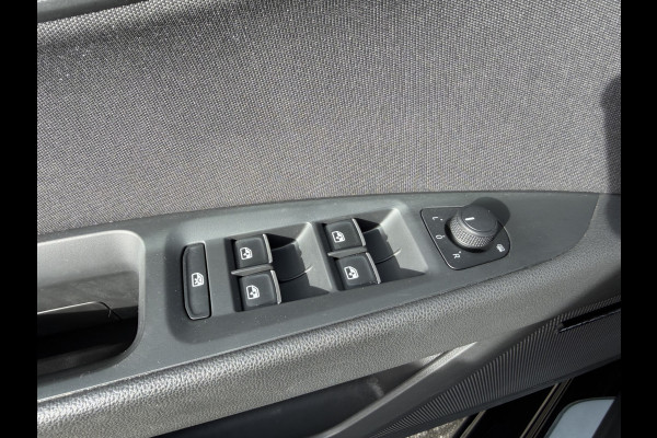 Seat Leon 1.4 EcoTSI FR Business Intense / PDC v+a  / Carplay / Cruise C. / Winter Pakket / Navi