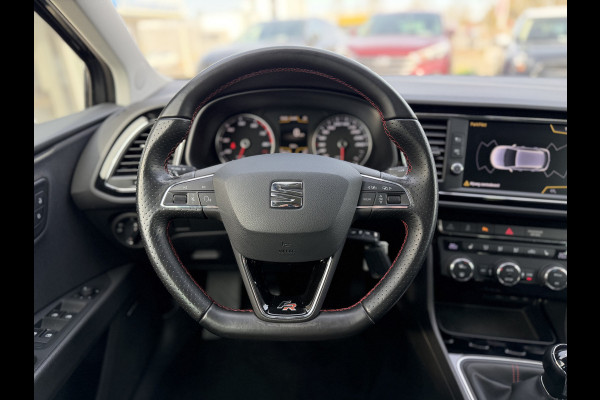 Seat Leon 1.4 EcoTSI FR Business Intense / PDC v+a  / Carplay / Cruise C. / Winter Pakket / Navi