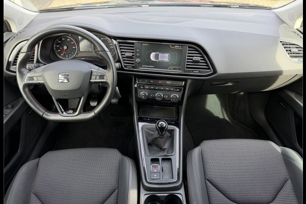 Seat Leon 1.4 EcoTSI FR Business Intense / PDC v+a  / Carplay / Cruise C. / Winter Pakket / Navi