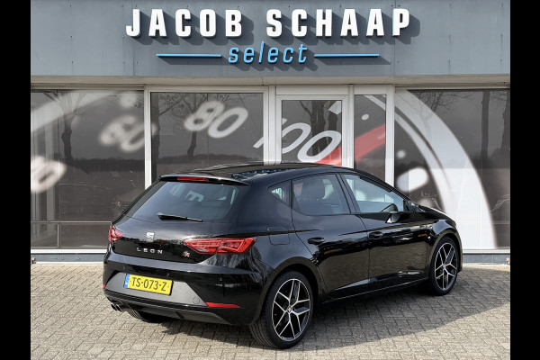 Seat Leon 1.4 EcoTSI FR Business Intense / PDC v+a  / Carplay / Cruise C. / Winter Pakket / Navi