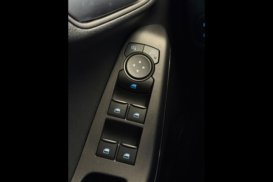 Ford Fiesta 1.0 EcoBoost Hybrid Titanium X Vignale