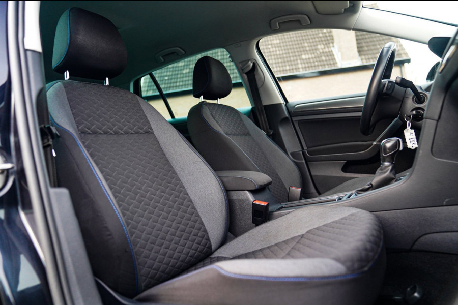 Volkswagen Golf 1.5 TSI Highline | Xenon / LED | Automaat | Facelift | Stoelverwarming | Climatronic | PDC | F1 flippers | NAP