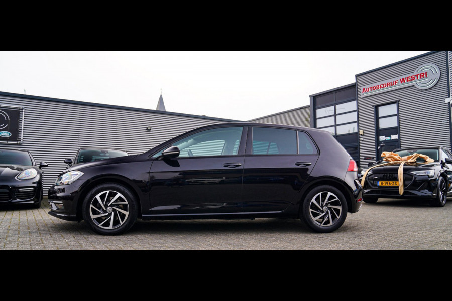 Volkswagen Golf 1.5 TSI Highline | Xenon / LED | Automaat | Facelift | Stoelverwarming | Climatronic | PDC | F1 flippers | NAP