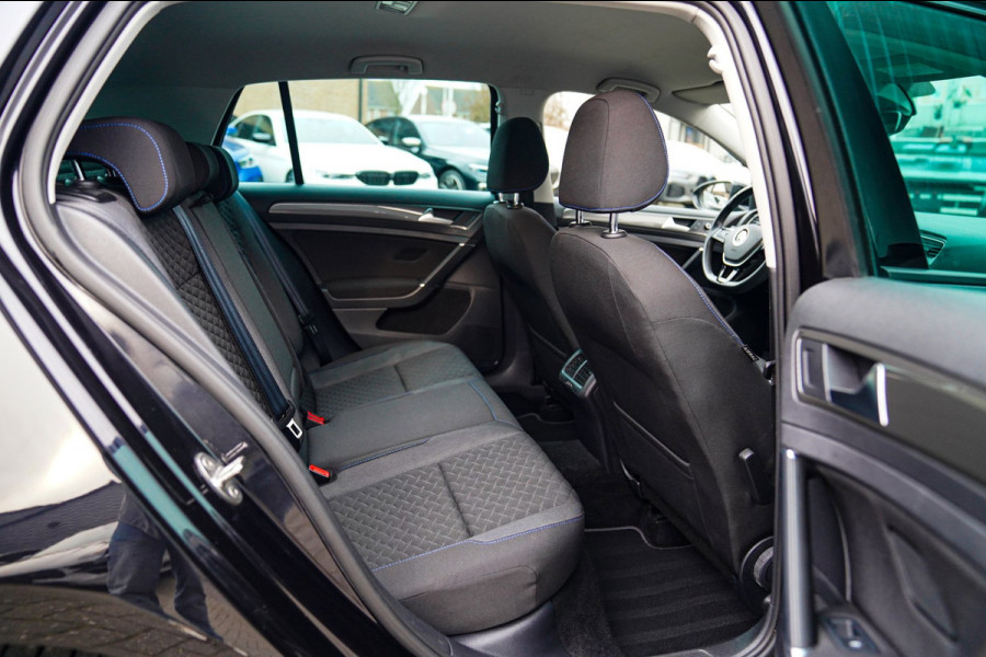 Volkswagen Golf 1.5 TSI Highline | Xenon / LED | Automaat | Facelift | Stoelverwarming | Climatronic | PDC | F1 flippers | NAP