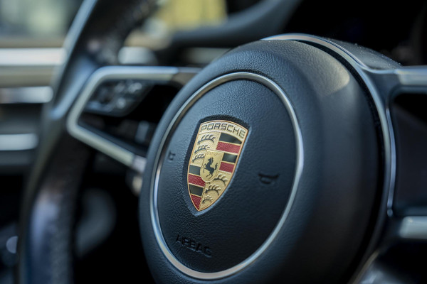 Porsche Macan 2.0 | Panorama | Bose | Memory | Leder