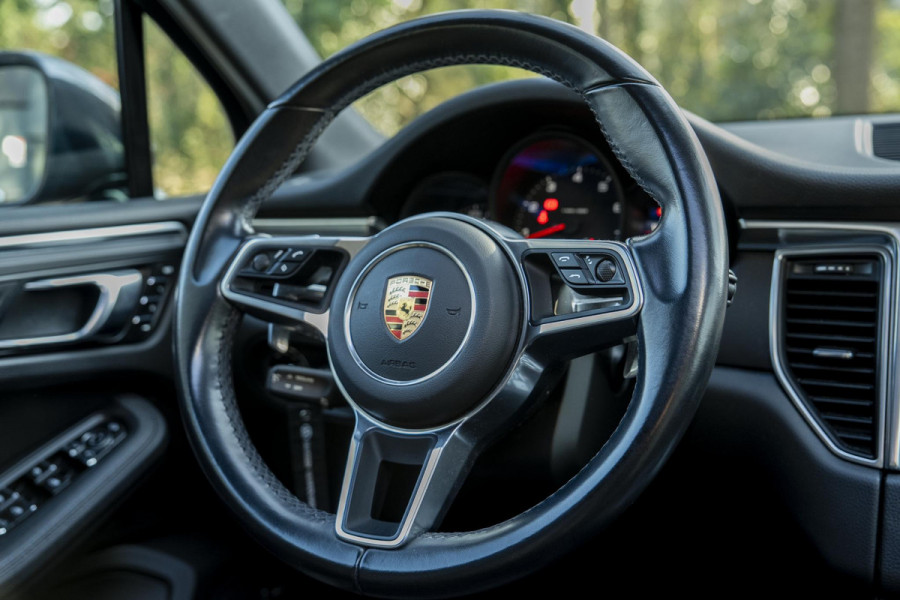 Porsche Macan 2.0 | Panorama | Bose | Memory | Leder