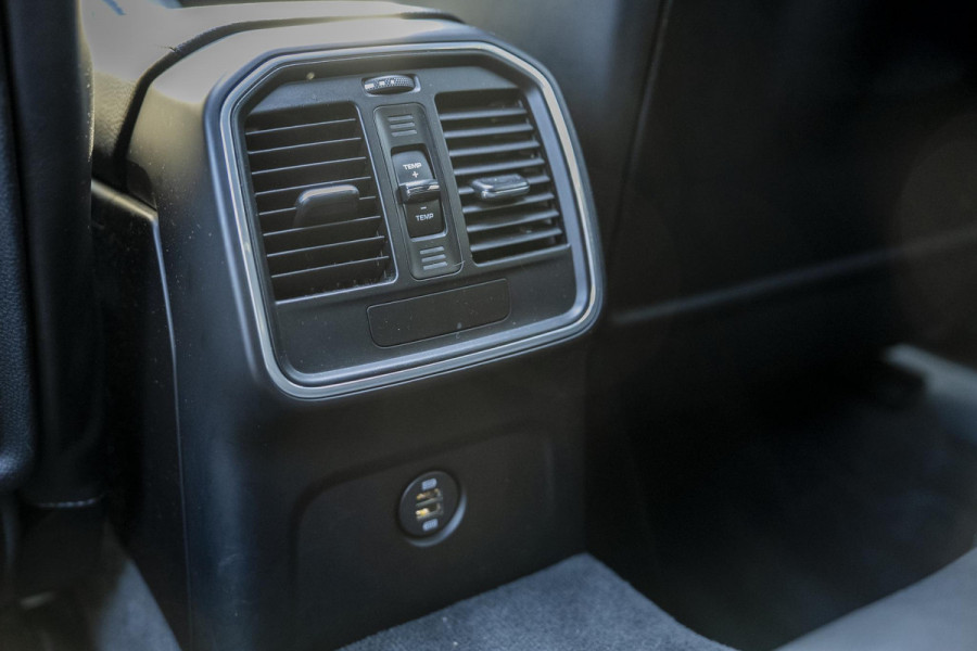 Porsche Macan 2.0 | Panorama | Bose | Memory | Leder