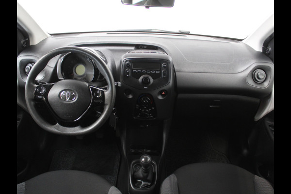 Toyota Aygo 1.0 VVT-i x-fun AIRCO | ELRM | LED | CV | LIMITER | STB | ISOFIX