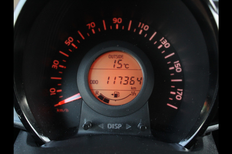 Toyota Aygo 1.0 VVT-i x-fun AIRCO | ELRM | LED | CV | LIMITER | STB | ISOFIX