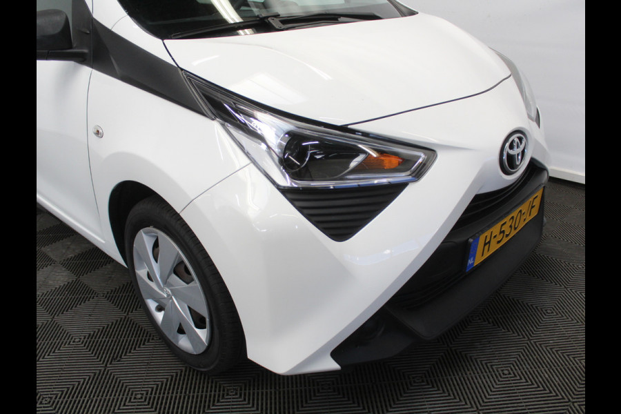 Toyota Aygo 1.0 VVT-i x-fun AIRCO | ELRM | LED | CV | LIMITER | STB | ISOFIX