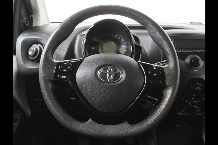 Toyota Aygo 1.0 VVT-i x-fun AIRCO | ELRM | LED | CV | LIMITER | STB | ISOFIX