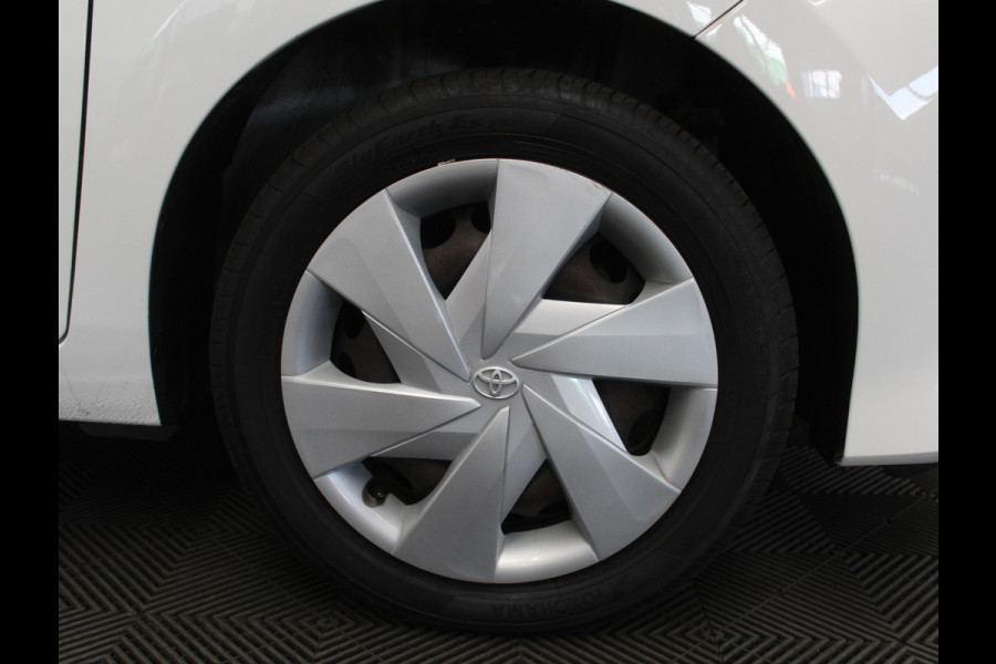 Toyota Aygo 1.0 VVT-i x-fun AIRCO | ELRM | LED | CV | LIMITER | STB | ISOFIX