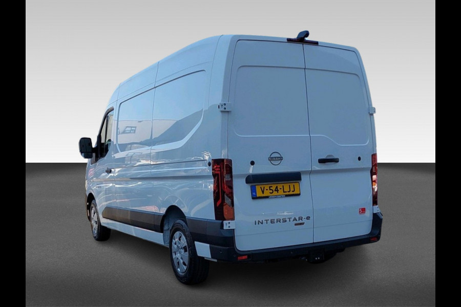 Nissan Interstar-e L2H2 Limited 87 kWh | wandbekleding, laadvloer en trekhaak