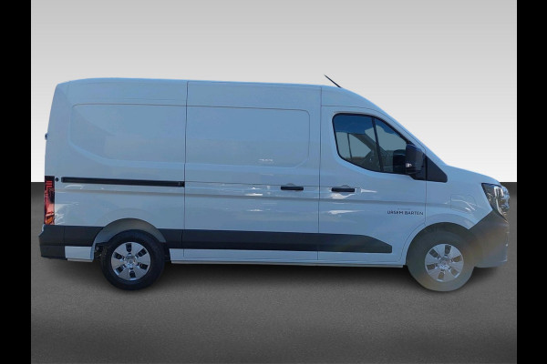 Nissan Interstar-e L2H2 Limited 87 kWh | wandbekleding, laadvloer en trekhaak