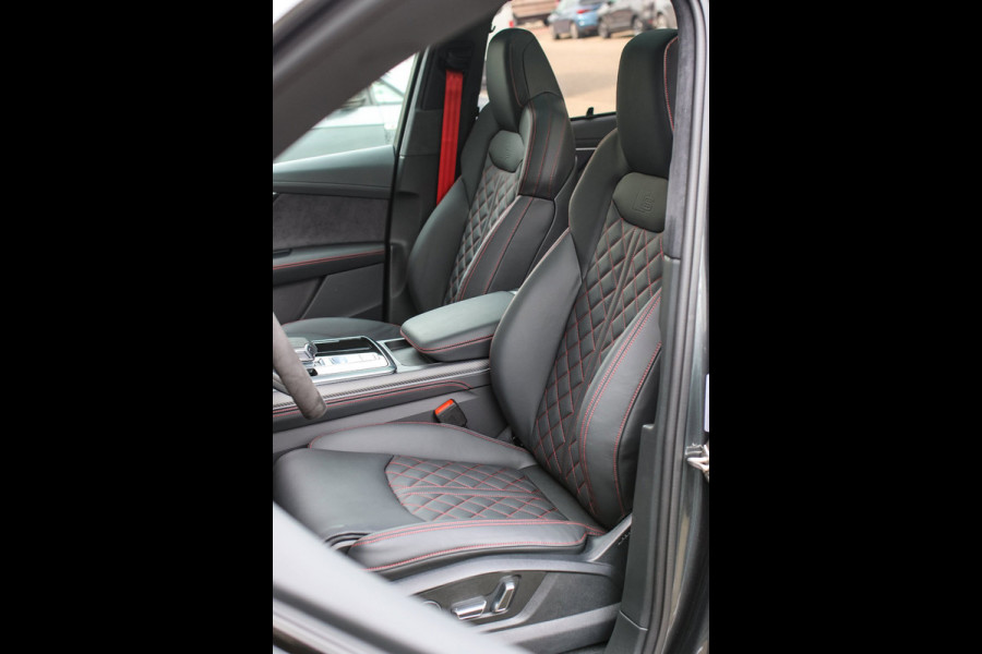 Audi Q7 60 TFSI e Quattro Competition *Pano*RS-Stoelen*4-Wiel besturing*B&O*