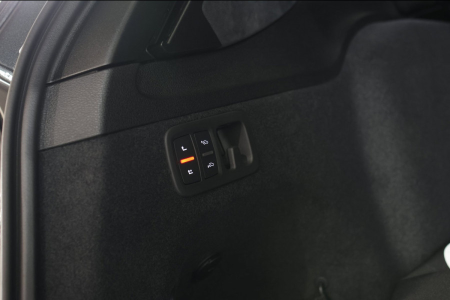 Audi Q7 60 TFSI e Quattro Competition *Pano*RS-Stoelen*4-Wiel besturing*B&O*