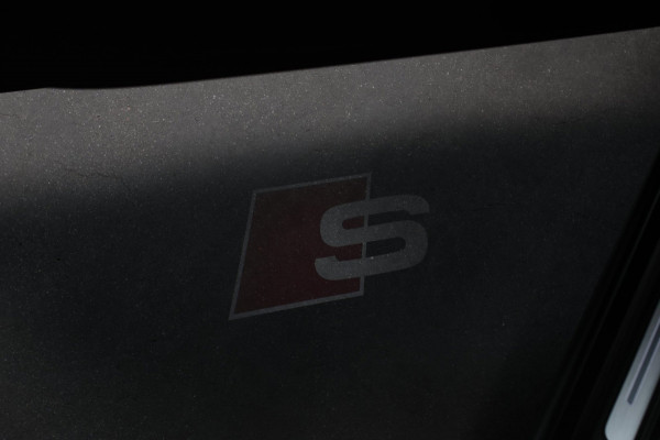 Audi Q7 60 TFSI e Quattro Competition *Pano*RS-Stoelen*4-Wiel besturing*B&O*